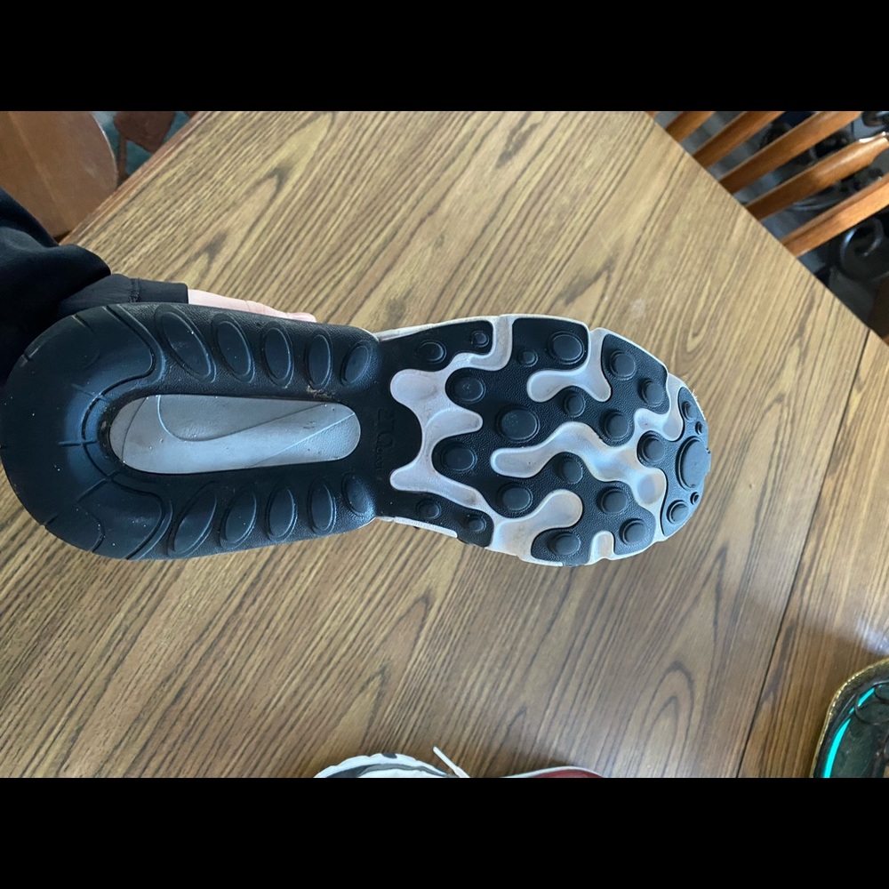 Nike Vapor Max 270 React “University Red” - image 4